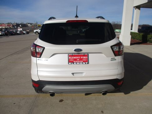 Used 2018 Ford Escape SEL image 6