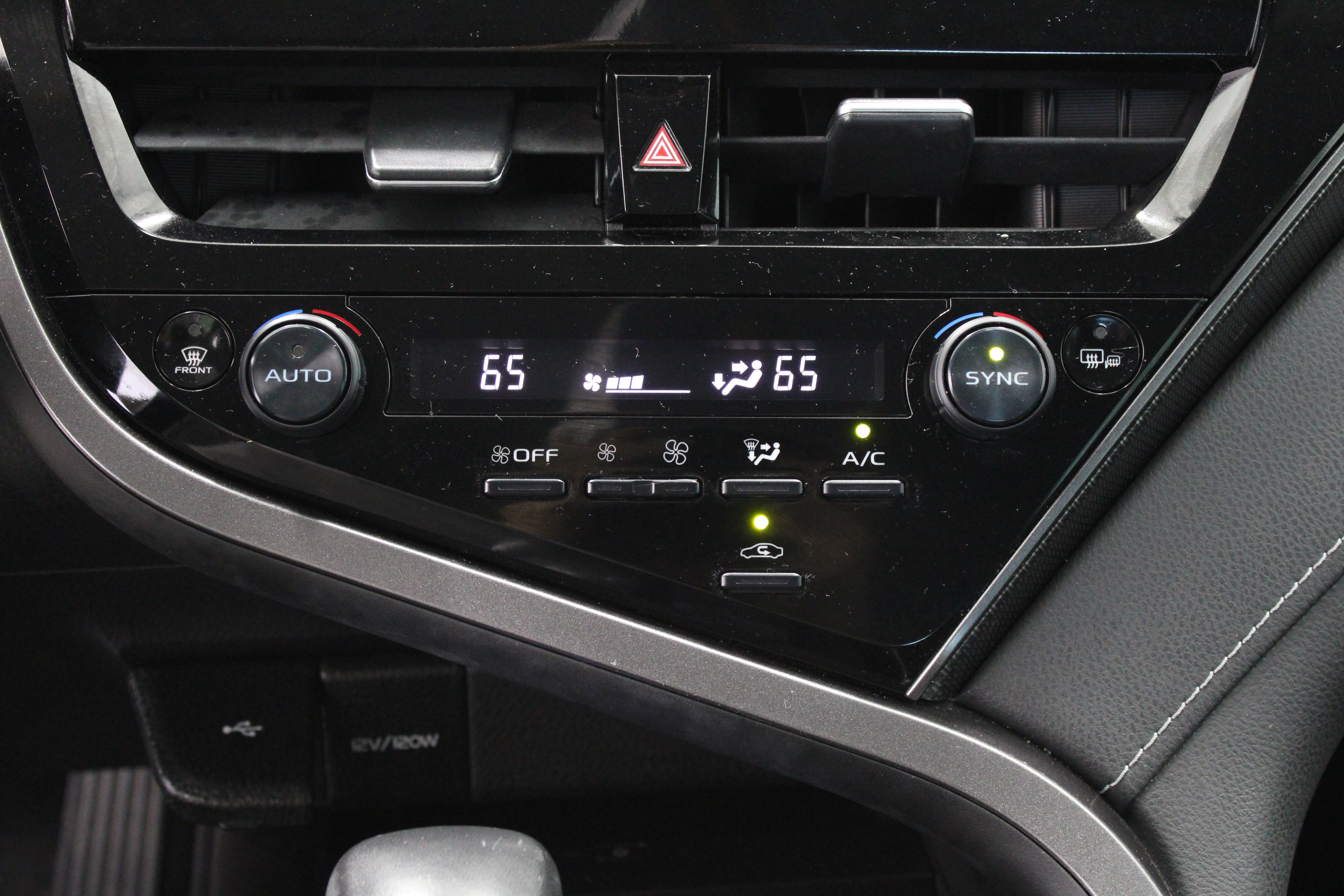 Used 2023 Toyota Camry XSE FWD image 20