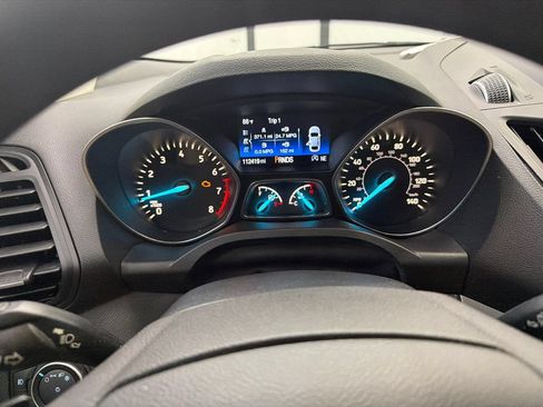 Used 2017 Ford Escape SE w/ Equipment Group 201A FWD image 26