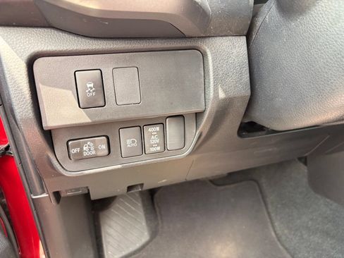 Used 2023 Toyota Tacoma TRD Off-Road AWD/4WD image 13