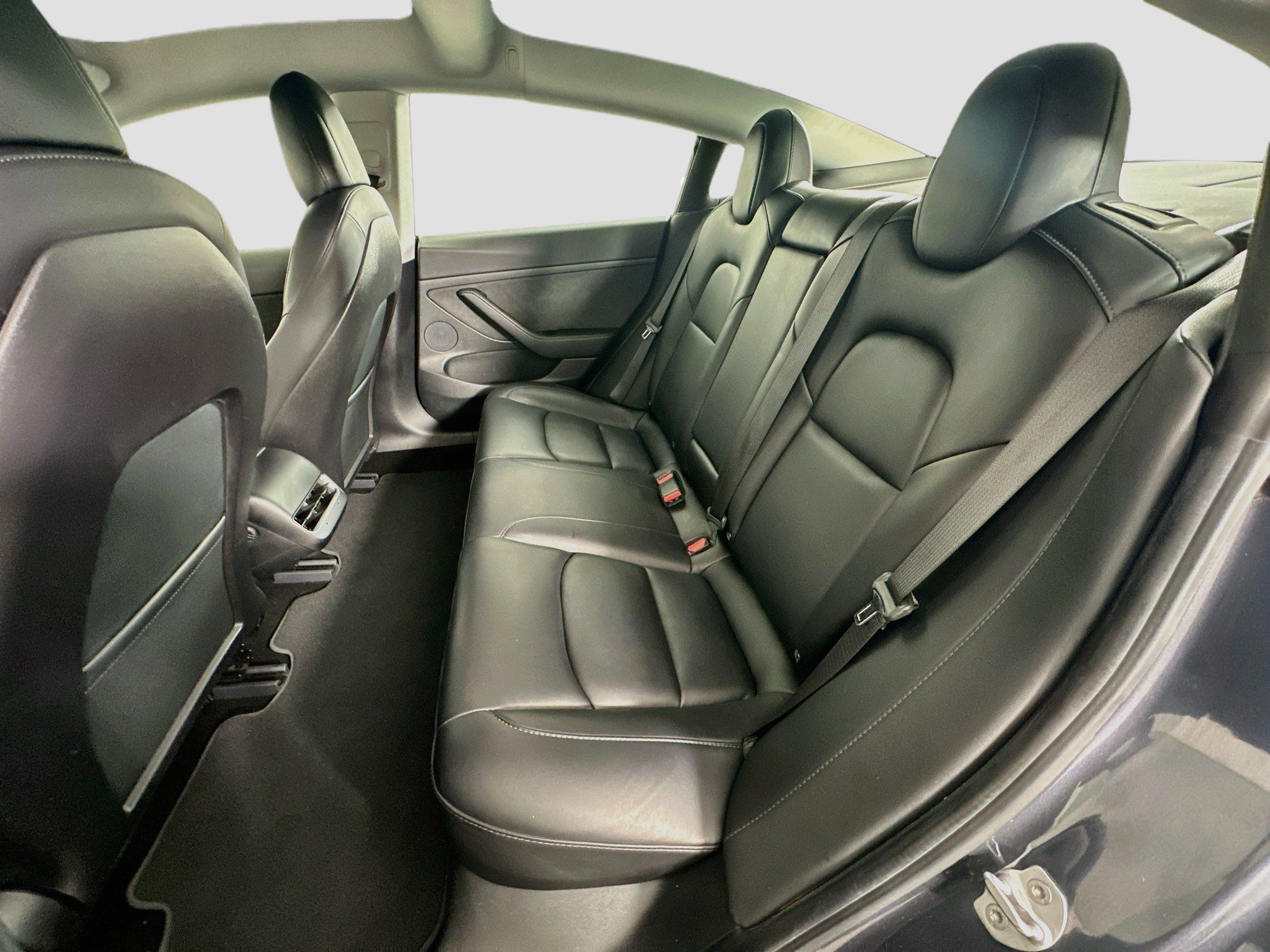 Used 2021 Tesla Model 3 Long Range AWD/4WD image 28