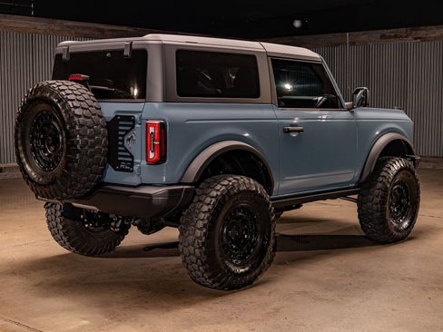 Used 2023 Ford Bronco Badlands image 9