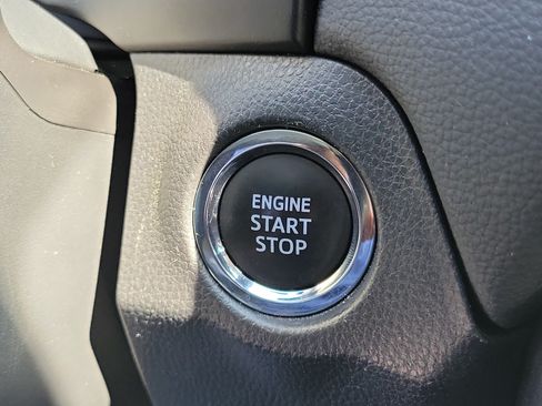Certified 2025 Toyota RAV4 XLE FWD image 24
