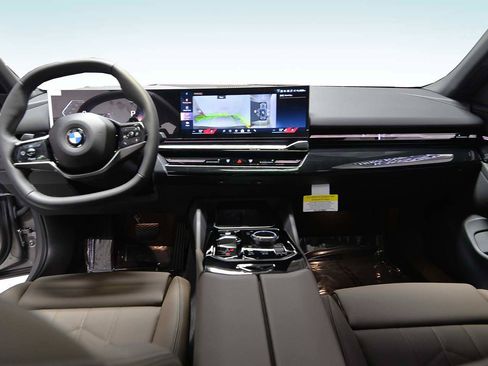 New 2026 BMW 530i image 11