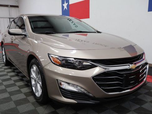 Used 2023 Chevrolet Malibu LT w/ Driver Confidence Package FWD image 16