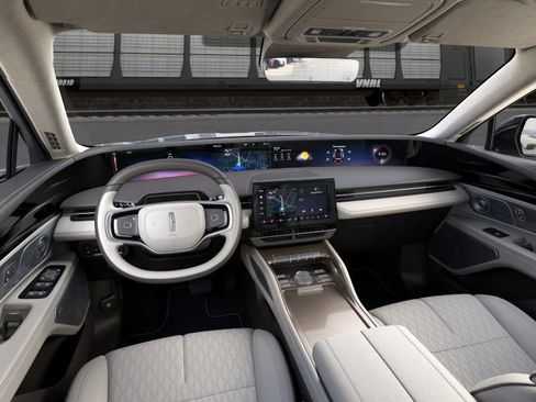 New 2026 Lincoln Nautilus Black Label image 9