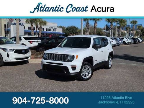 Used 2023 Jeep Renegade Latitude image 1