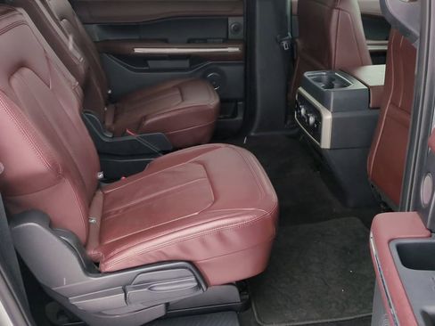 Used 2022 Ford Expedition Max Limited image 22