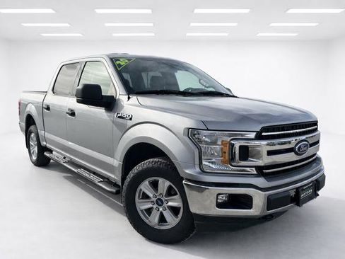 Used 2020 Ford F150 XLT image 1