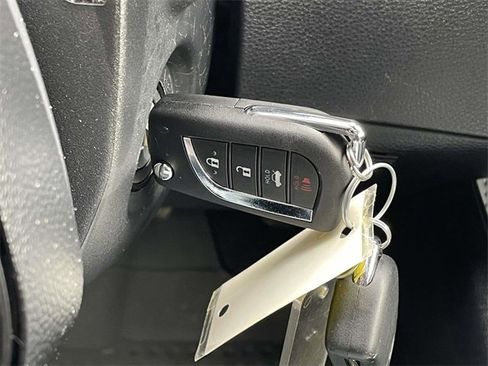 Used 2025 Toyota Corolla LE image 25