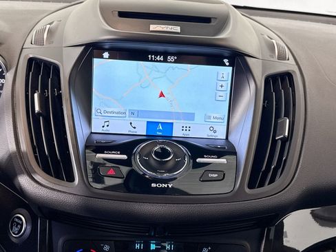 Used 2017 Ford Escape Titanium image 13