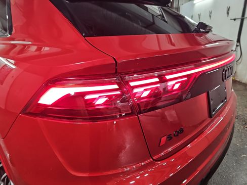 Used 2024 Audi SQ8 Prestige image 35