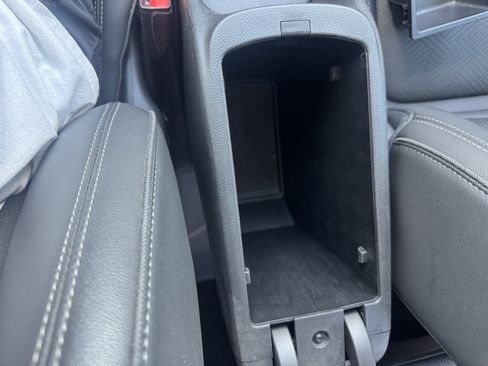 Used 2023 Buick Encore GX Essence w/ Experience Buick Package FWD image 34