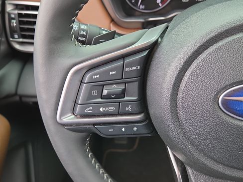 Certified 2025 Subaru Outback Touring XT image 20