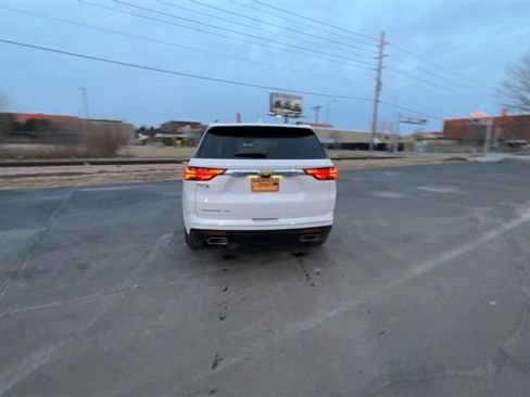 Used 2023 Chevrolet Traverse High Country w/ LPO, Floor Liner Package image 7
