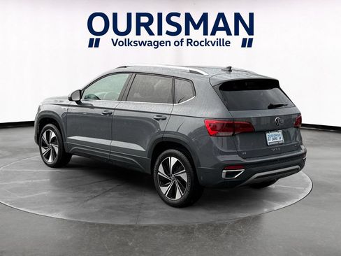 Used 2023 Volkswagen Taos SE AWD/4WD image 4