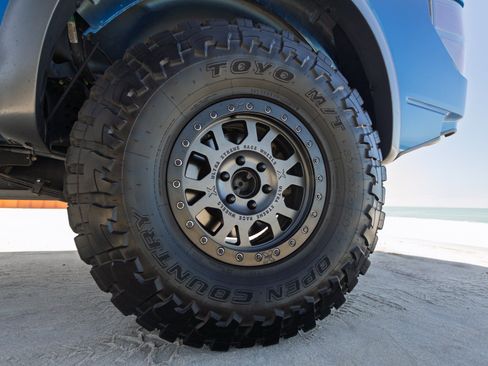 Used 2013 Ford F150 Raptor w/ Luxury Equipment Group AWD/4WD image 45