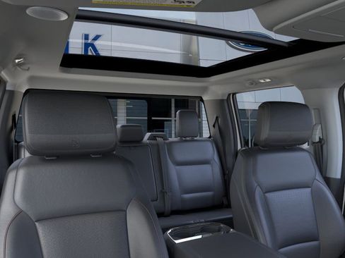 New 2026 Ford F250 Lariat w/ Black Appearance Package image 22