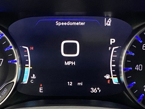 New 2026 Chrysler Pacifica Limited w/ S Appearance Package AWD/4WD image 6