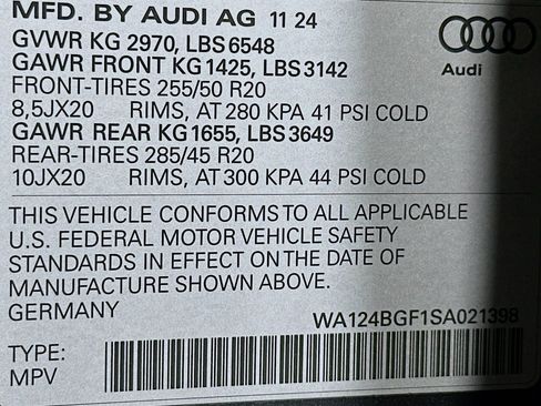 Used 2025 Audi Q6 e-tron Premium Plus w/ Premium Plus image 24