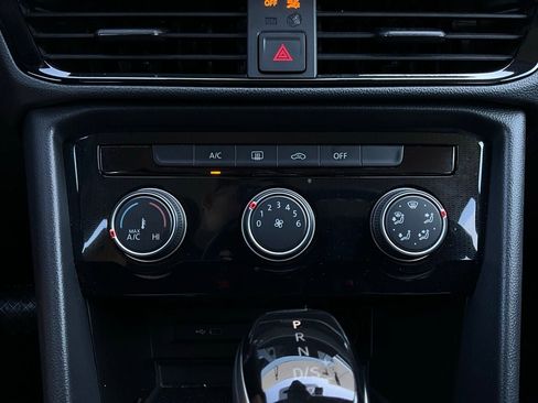 Used 2025 Volkswagen Taos S image 25