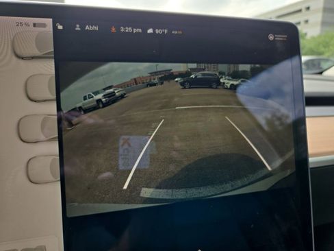 Used 2021 Tesla Model Y Long Range AWD/4WD image 13