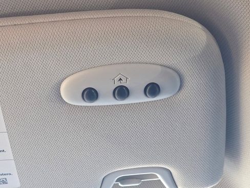 Used 2024 Ford Edge Titanium image 20