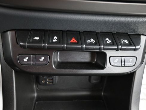 Used 2022 Chevrolet Colorado Z71 image 26