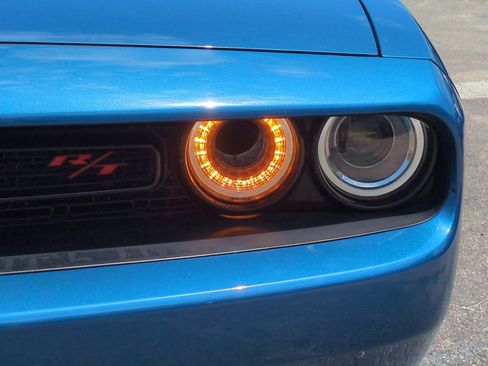 Used 2021 Dodge Challenger R/T Scat Pack w/ Driver Convenience Group RWD image 10