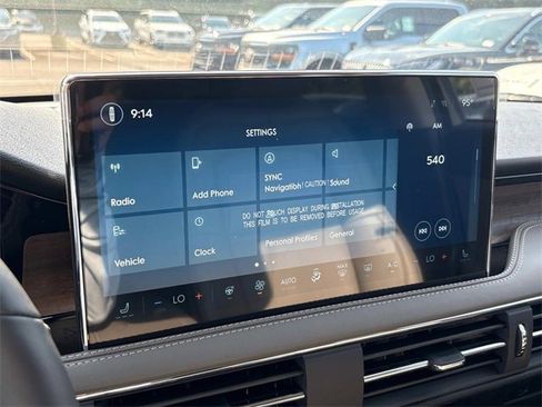 New 2025 Lincoln Corsair Reserve w/ Jet Appearance Package image 29