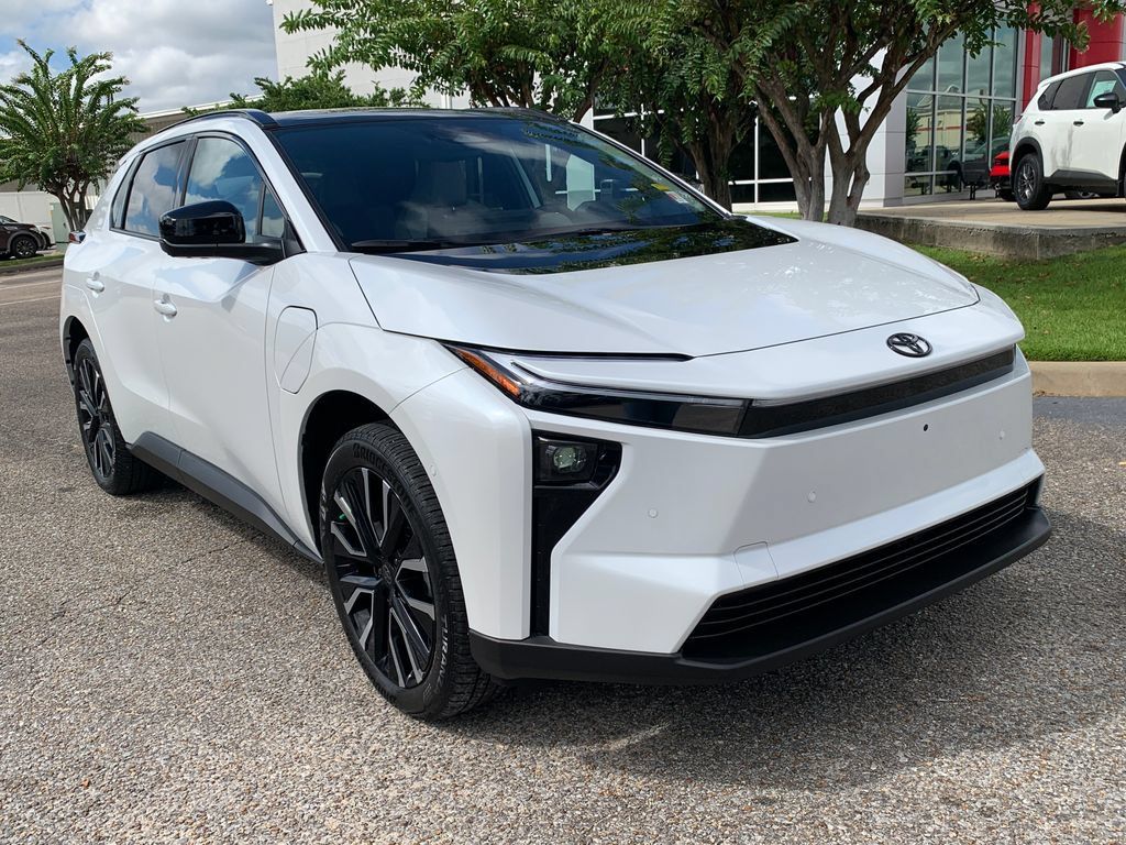 Used 2026 Toyota bZ AWD/4WD image 1