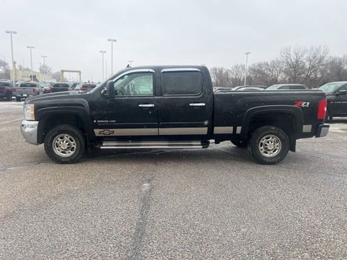 Used 2007 Chevrolet Silverado 2500 LT w/ 1LT Convenience Package image 4