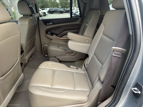 Used 2019 Chevrolet Tahoe Premier RWD image 11