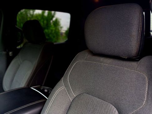 Used 2019 RAM 1500 Big Horn RWD image 11