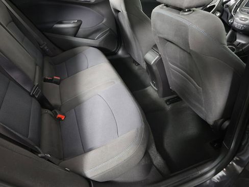 Used 2017 Chevrolet Cruze LT image 22
