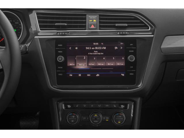 Used 2021 Volkswagen Tiguan SE w/ Panoramic Sunroof Package AWD/4WD image 13