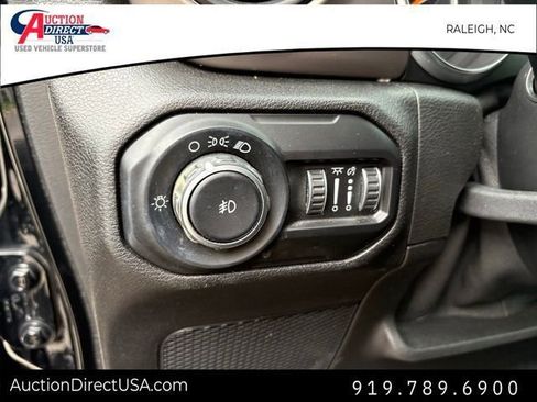 Used 2020 Jeep Wrangler Unlimited Sport image 22