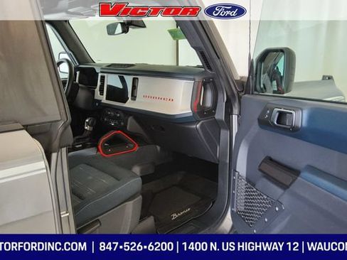 Used 2025 Ford Bronco Heritage Edition AWD/4WD image 16