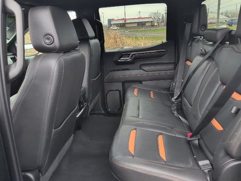 Used 2022 GMC Sierra 1500 AT4 AWD/4WD image 11