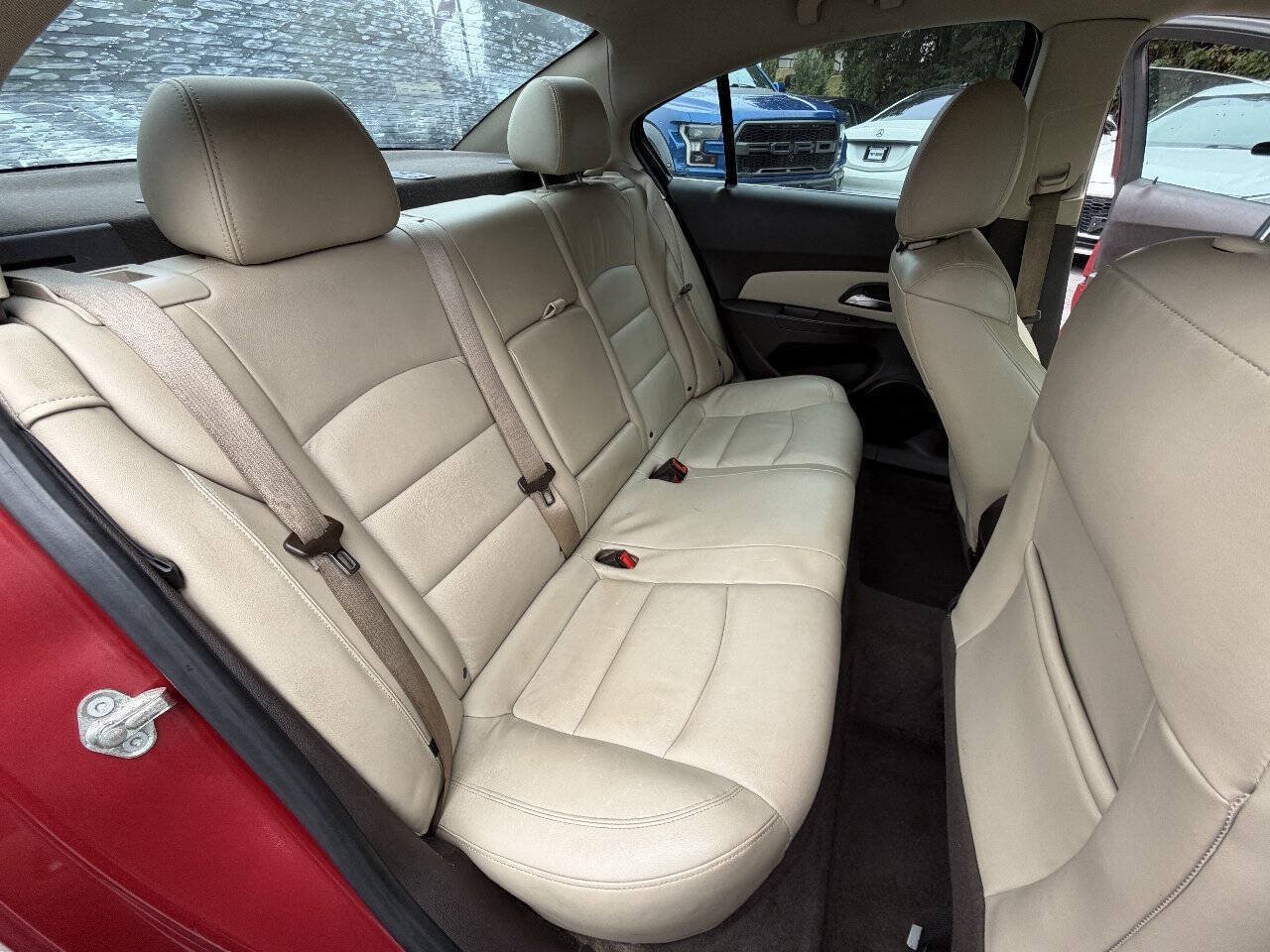 Used 2014 Chevrolet Cruze LT FWD image 11