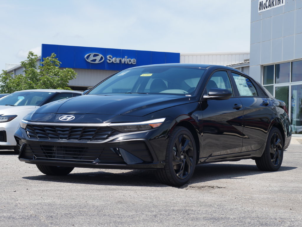 New 2026 Hyundai Elantra SEL FWD image 6