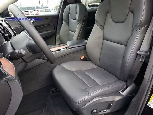 Certified 2023 Volvo XC60 B5 Plus w/ Climate Package AWD/4WD image 15