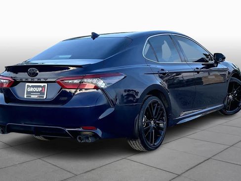 Used 2022 Toyota Camry XSE FWD image 13
