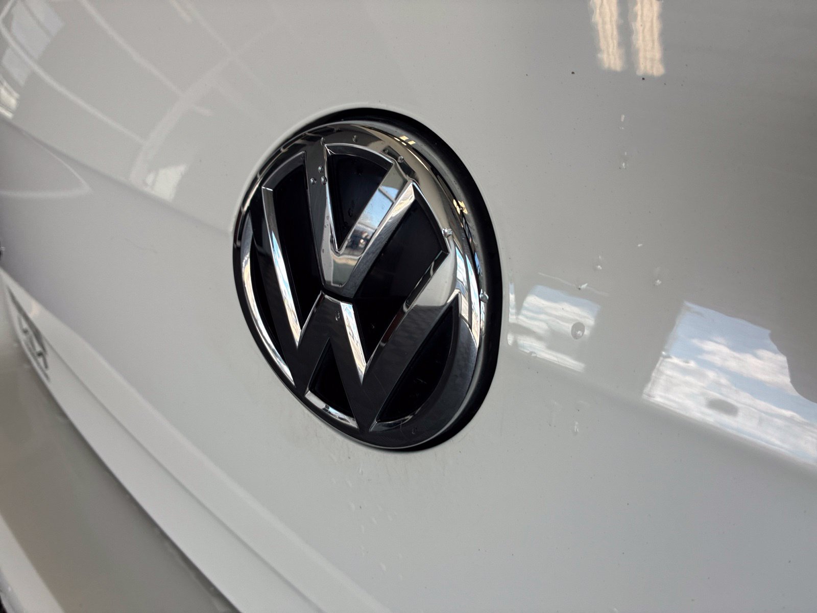 Used 2019 Volkswagen Golf 4-Door FWD image 7