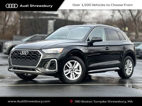 Used 2023 Audi Q5 2.0T Premium w/ Convenience Package image 1