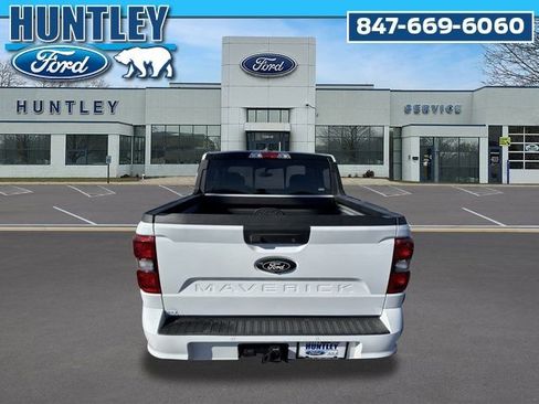 Used 2025 Ford Maverick Lobo image 7