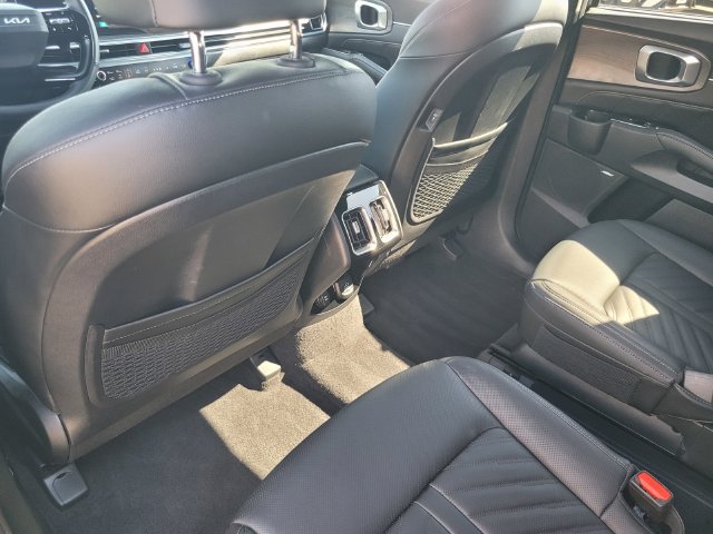 Used 2026 Kia Sorento SX AWD/4WD image 12