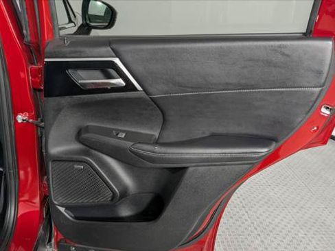 Used 2025 Mitsubishi Outlander SE FWD image 21