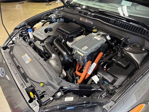 Used 2016 Ford Fusion SE image 73