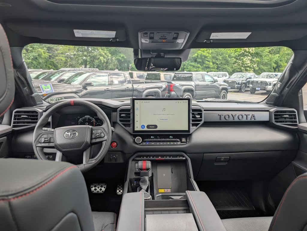 Used 2026 Toyota Tundra Limited AWD/4WD image 20